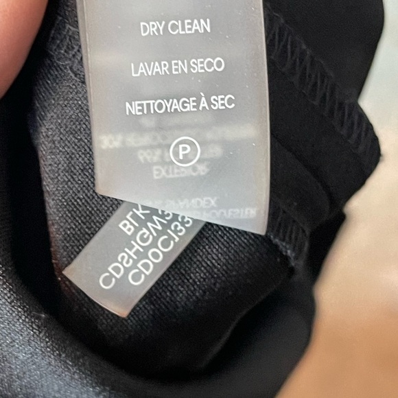 Calvin Klein NWT 3/4 Bell Sleeve Boat Neck Sheath Dress Black Women’s Size 4 - Picture 10 of 10